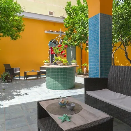 La Casa Di Bianca Bed & Breakfast *