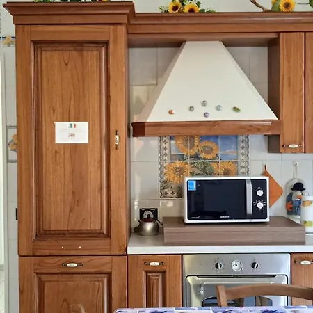 La Casa Di Bianca Bed & Breakfast Follonica